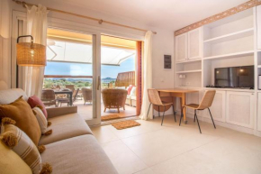 Portisco Bouganville Seaside Charm Flat W/ Veranda Olbia